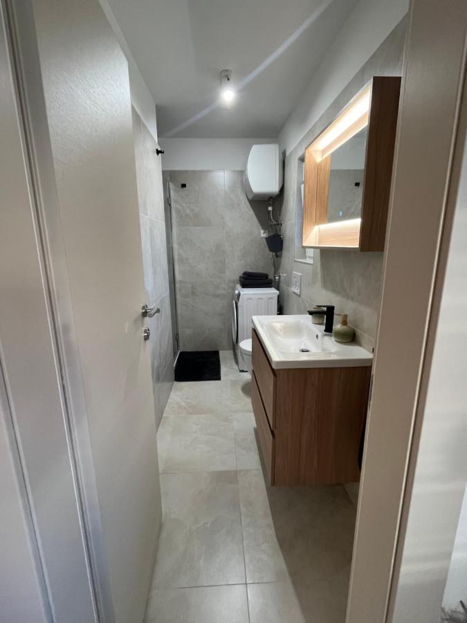 Apartment A & N With Free Private Parking Pula Exterior foto